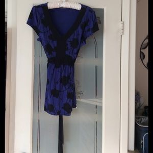 Short sleeve dress top