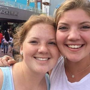 Meet your Posher, Cara