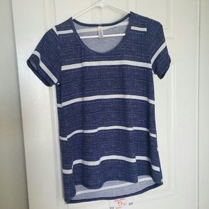 LuLaRoe Classic Tee XS