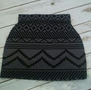 Victoria's secret mini skirt aztec print Small
