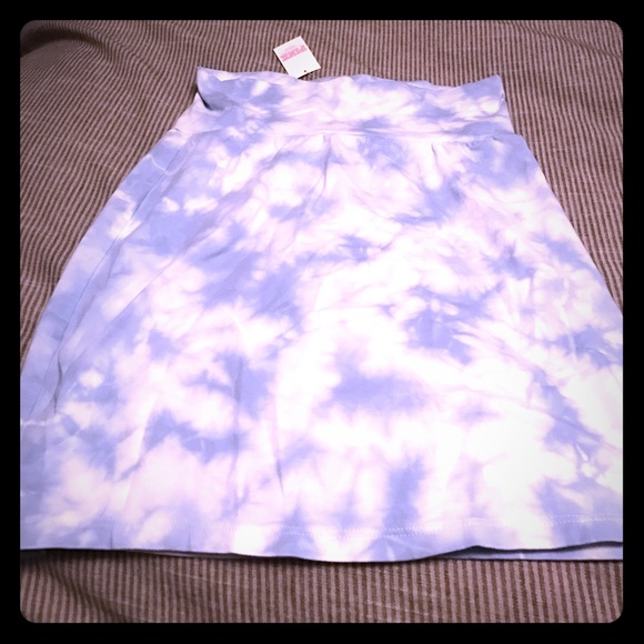 NWT PINK tie dyed mini skirt - Picture 2 of 2