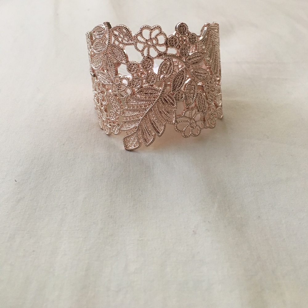 Bronze gold adjustable bracelet