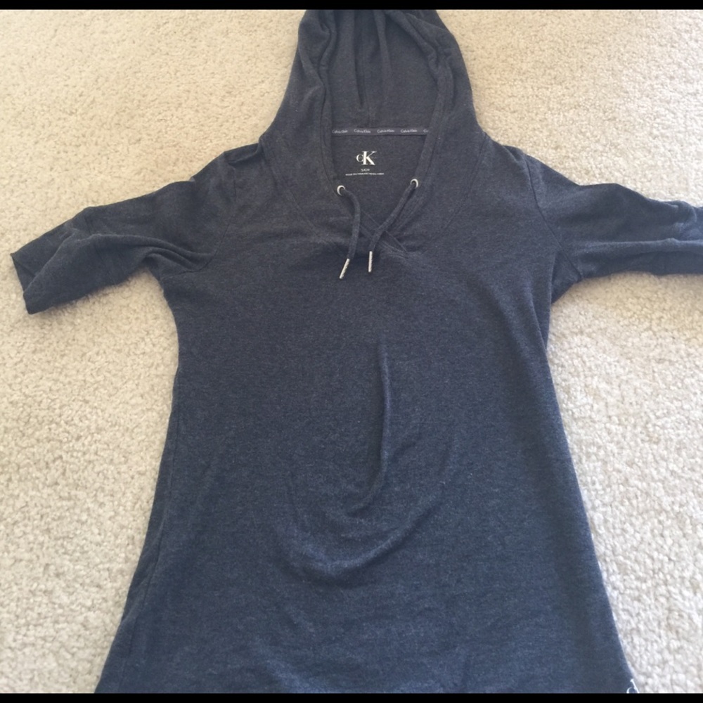 Short sleeve cabin Klein hoodie