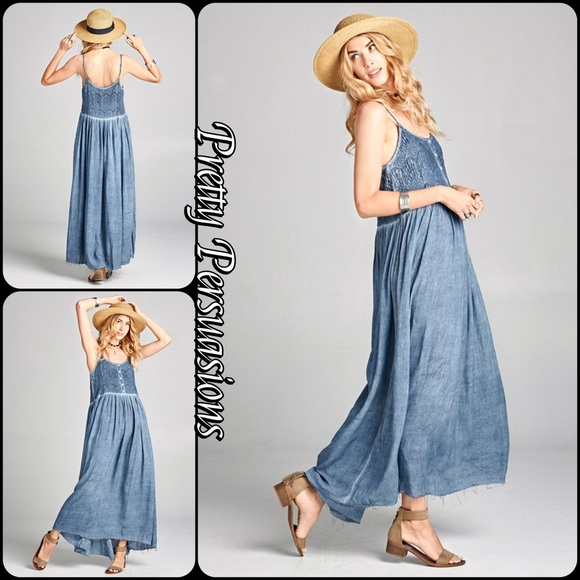 LAST ONE‼️ Blue Spaghetti Strap Flowy Maxi Dress - Picture 4 of 8