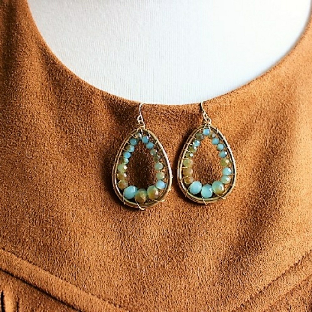 Beaded drop earrings - Picture 3 of 3
