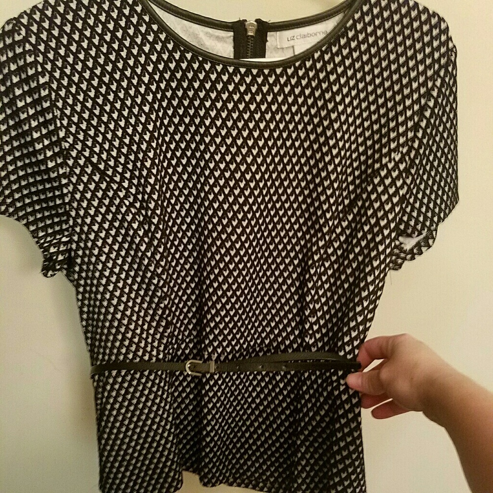 NWOT Liz Claiborne Peplum Blouse w/ Belt