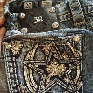 Miss Me jeans size 29 inseam is 29 1/2-30
