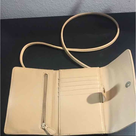 FOREVER 21 PURSE - Picture 2 of 4