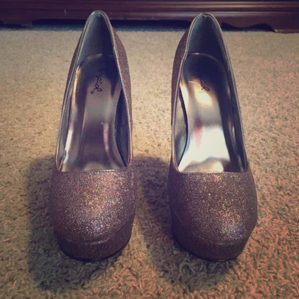 Pink Glitter Platform Pumps