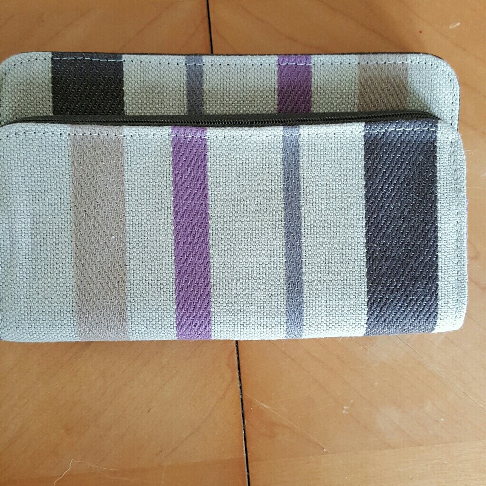 Thirty One Perfect Cents Wallet