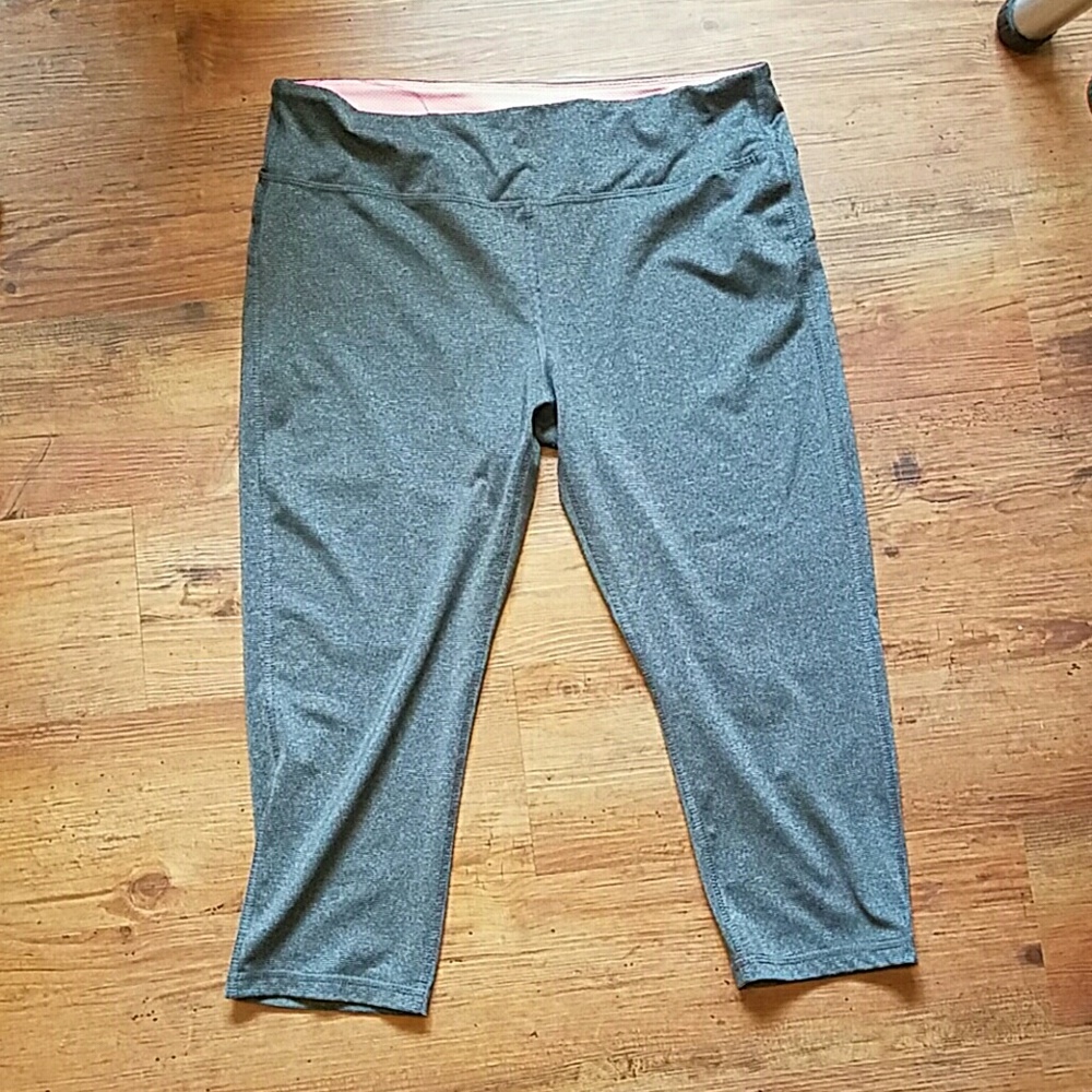 Athletic Capri length bottoms