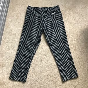 Nike cropped leggings!