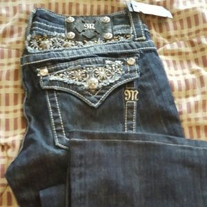 New Miss Me jeans size 29