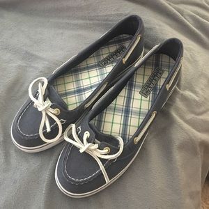 Sperrys!
