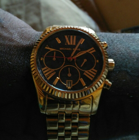 Michael Kors Watch - Picture 3 of 3