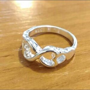 NWT Infinity Ring Silver