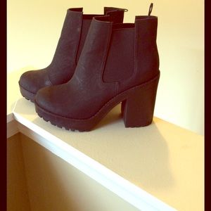 Black ankle booties