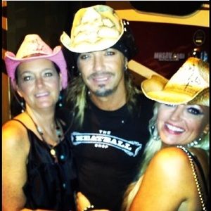 Stage worn Bret Michaels Hat- tan