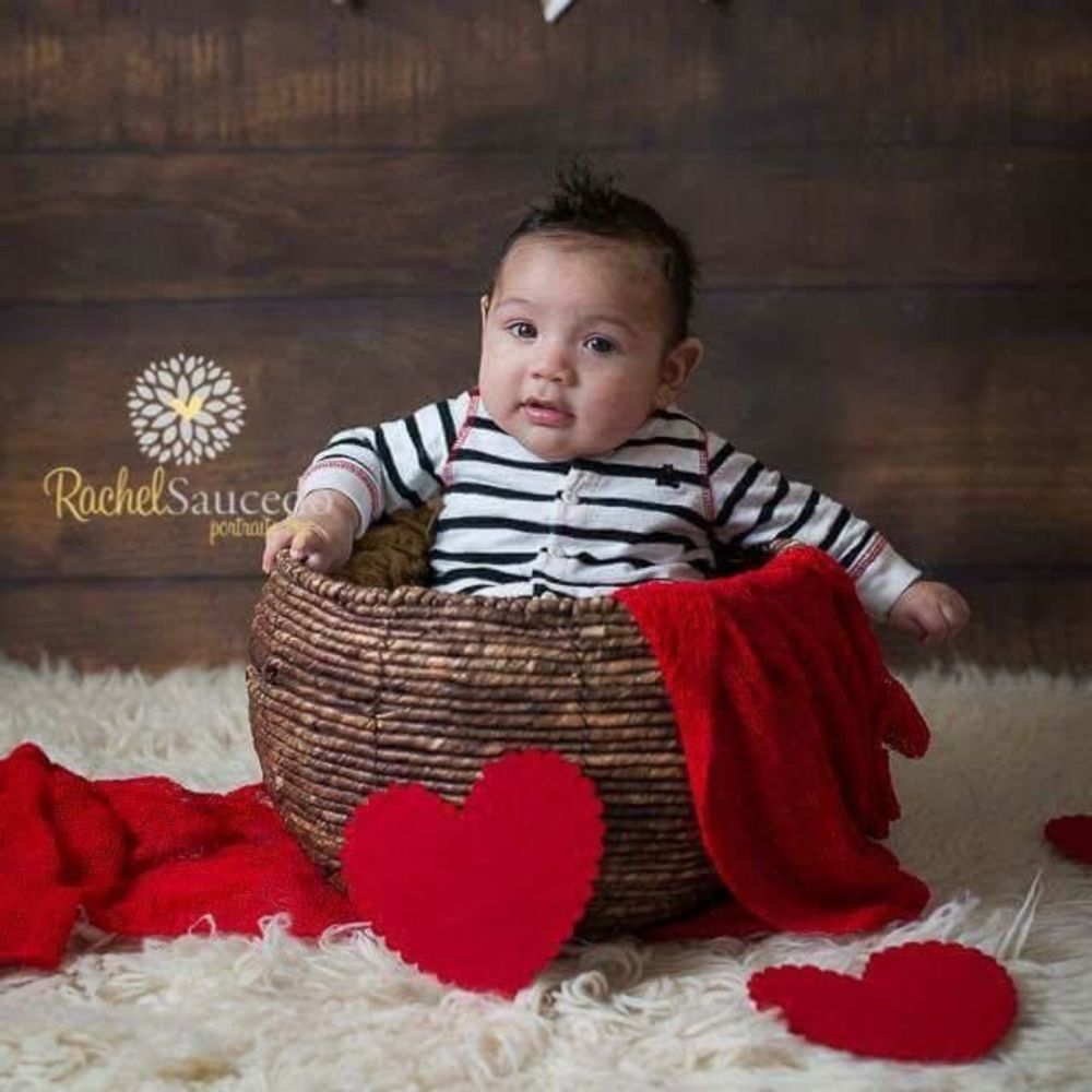 Meet your Posher, Evelin