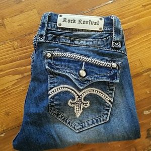 Rock Revival Sasha Booth 28 length 32