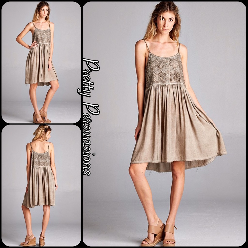 SALE 🎉NWT Tan Mocha Crochet Lace Flowy Midi Dress - Picture 5 of 6