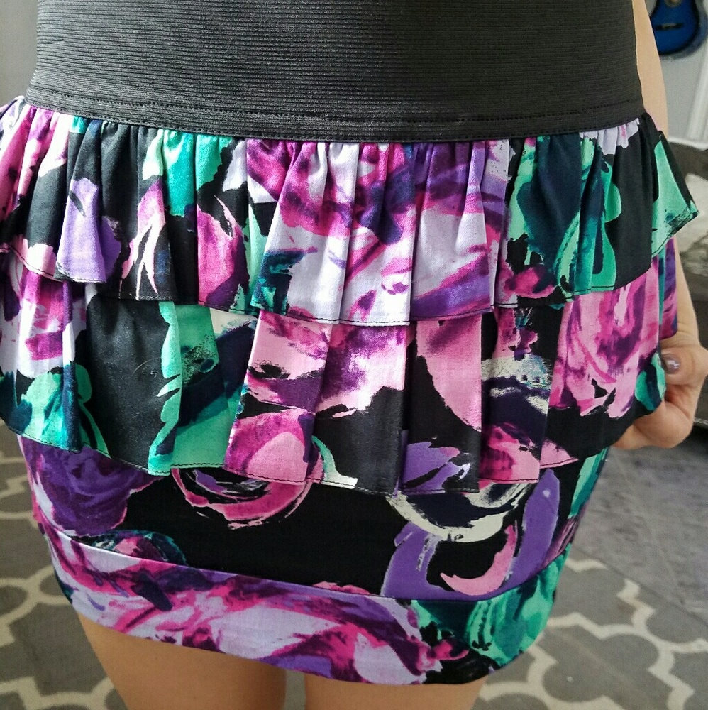 Forever 21 peplum skirt