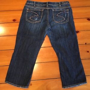 Silver Jeans Aiko Capri W33