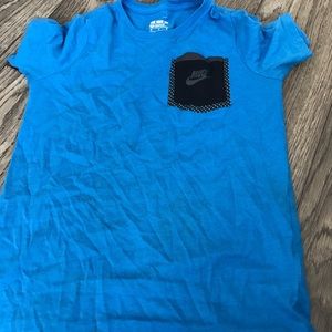 Nike tee