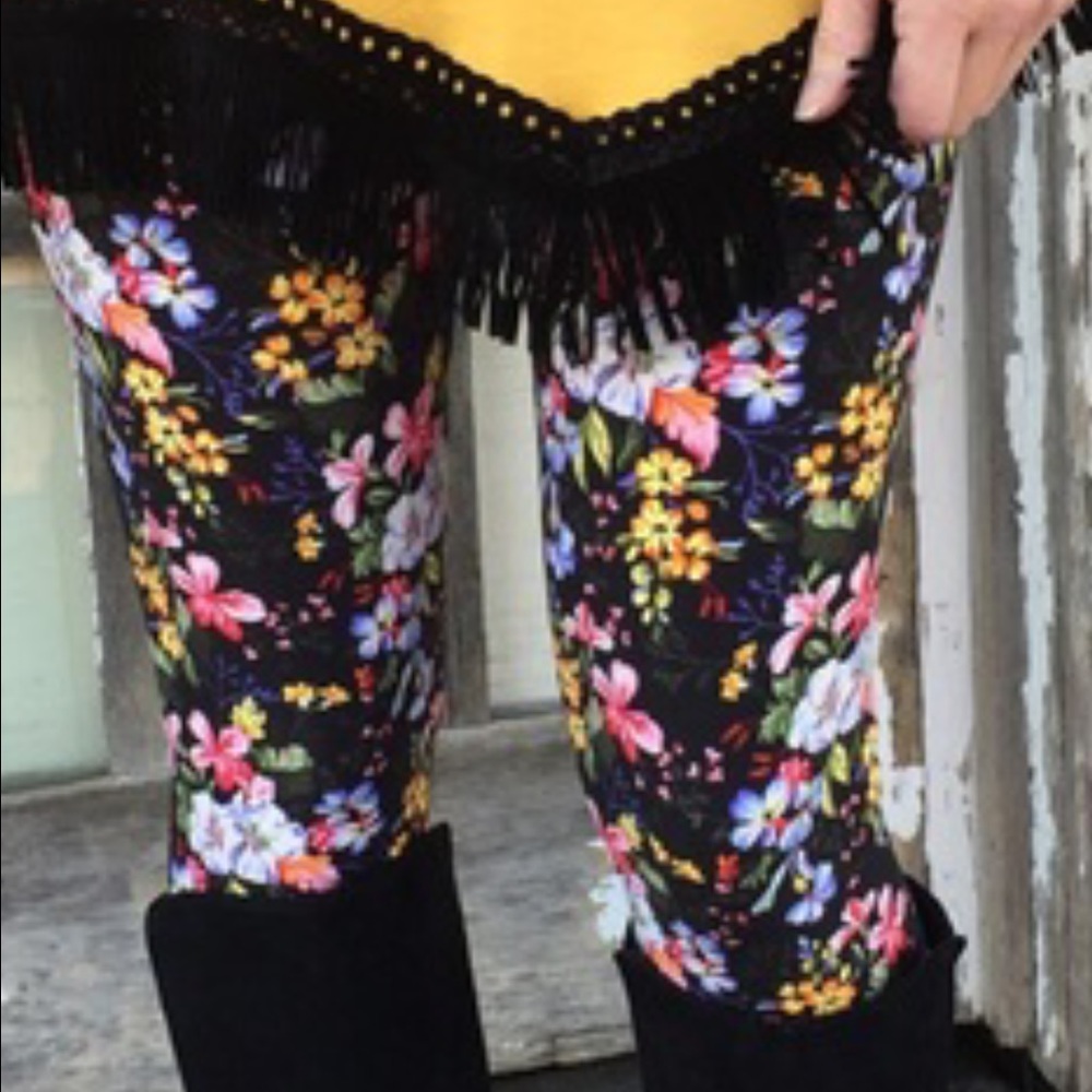 ✂️✂️CLEARANCE SPRING NWT INFINITY RAINE LEGGINGS