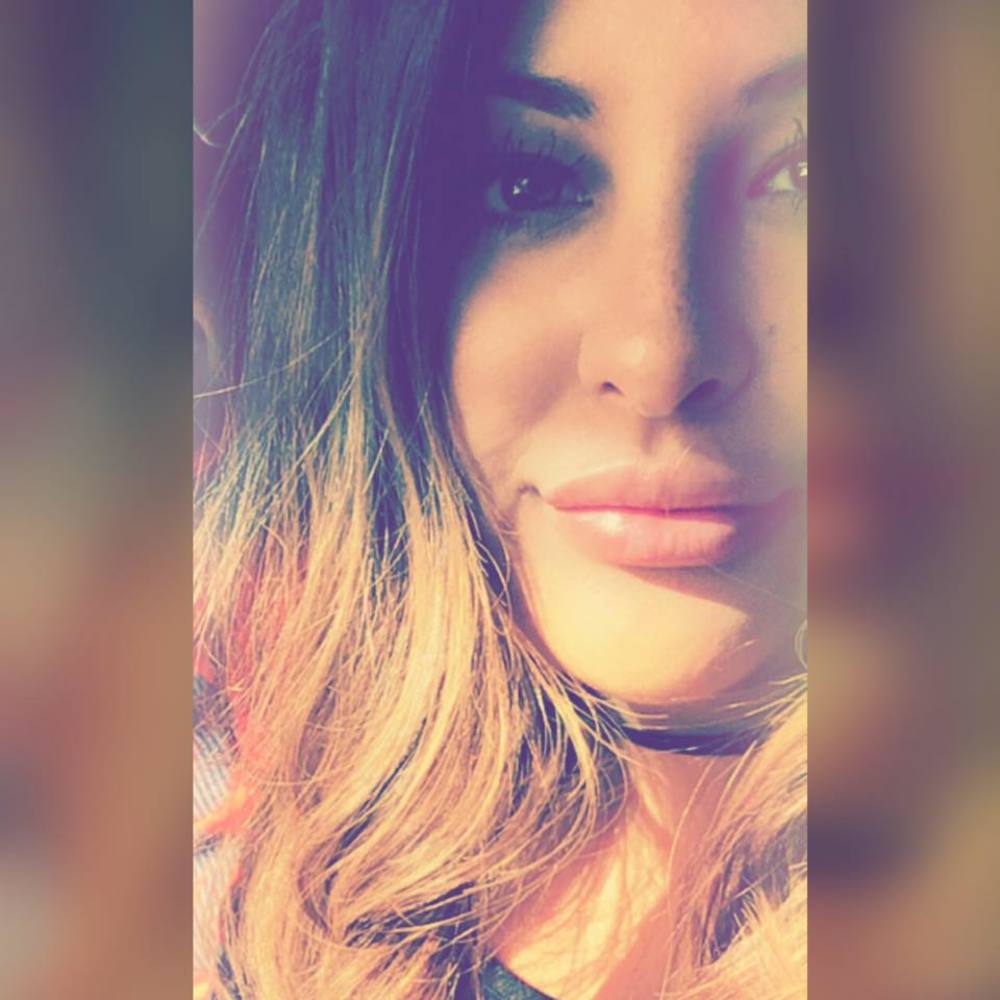 Meet your Posher, Kayla
