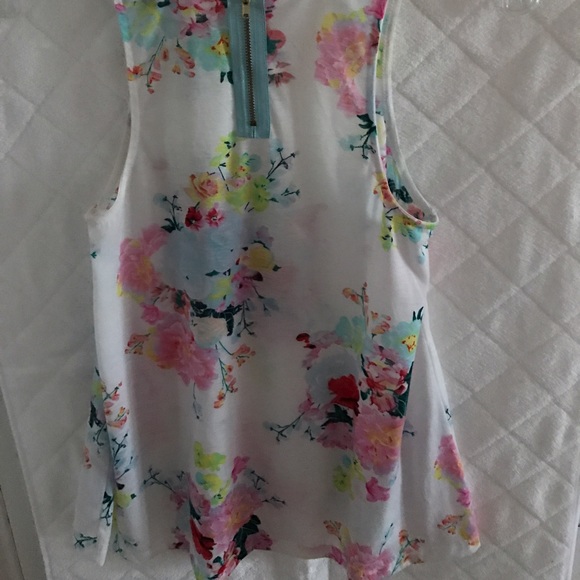 SOLD 🚫🚫🚫H&M Floral Tank Size 2 (XS) - Picture 3 of 3
