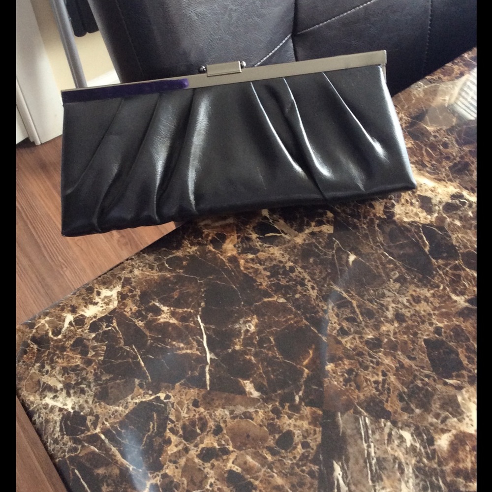 Black evening clutch - Picture 1 of 4