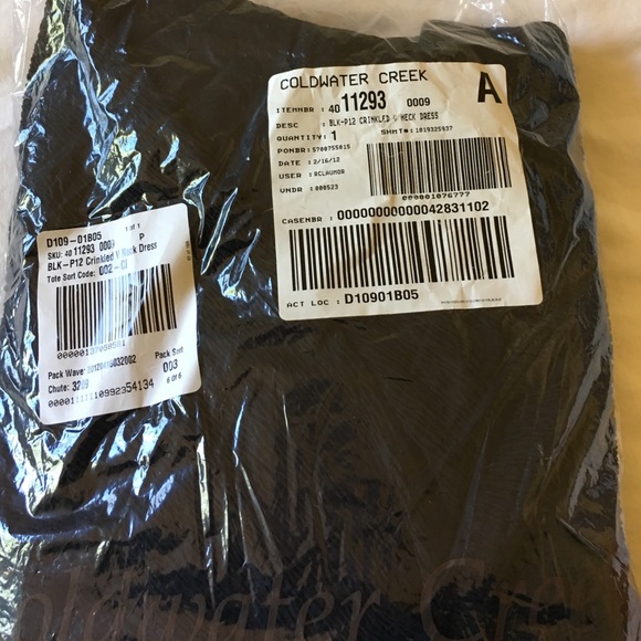 NWT Coldwater Creek crinckled V neck dress - Picture 5 of 5