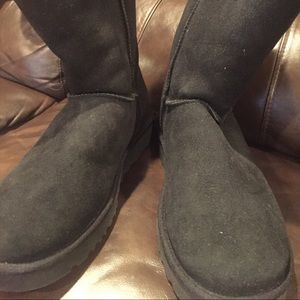 Authentic Uggs boots