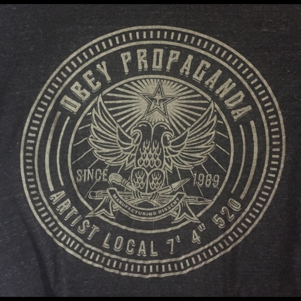 Obey tshirt