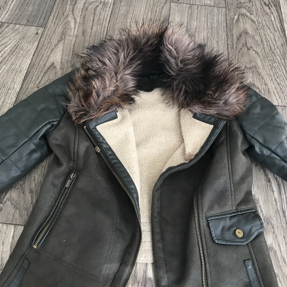 Jacket - Picture 3 of 4