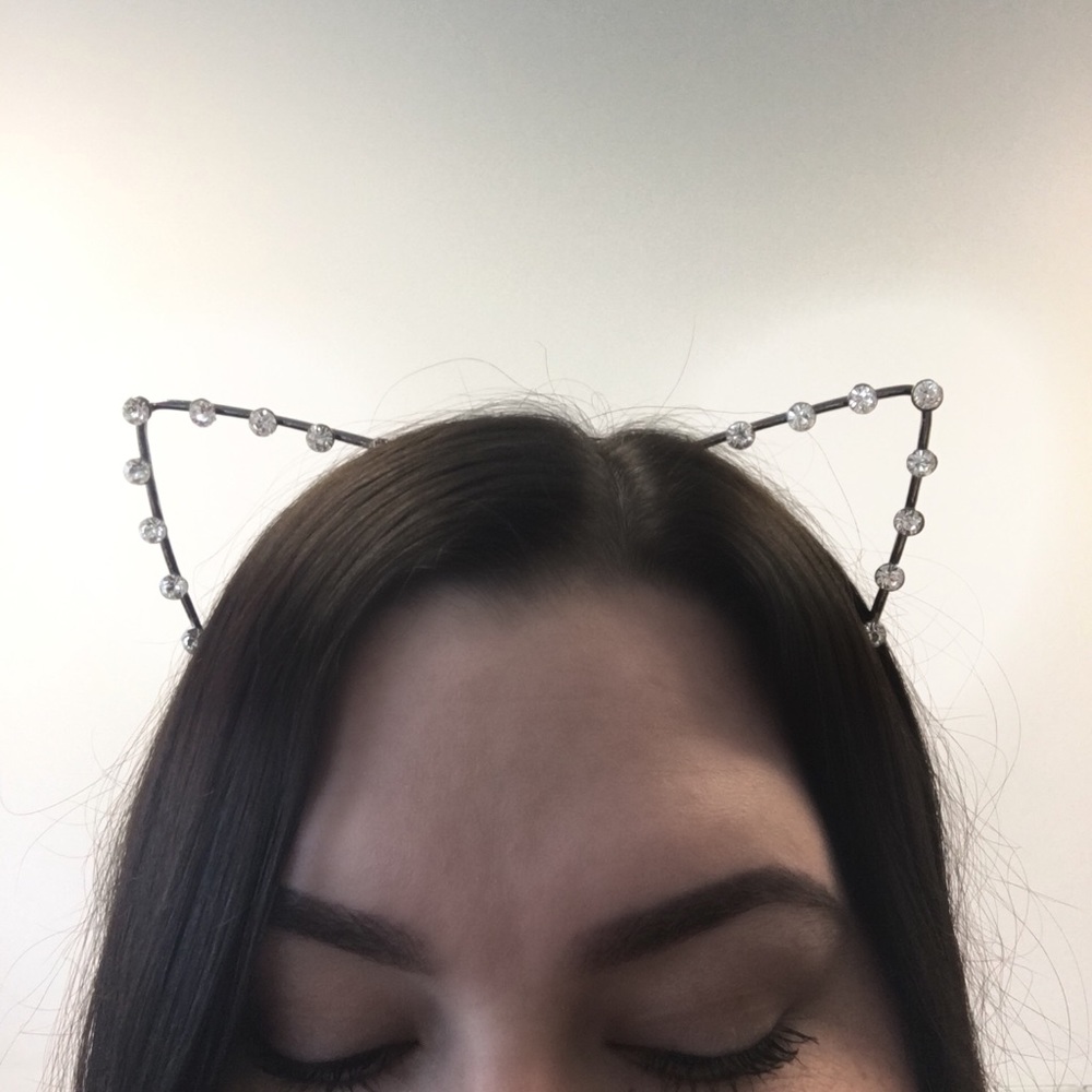 HOST PICK 🔥 KITTEN EARS . Rave costume!