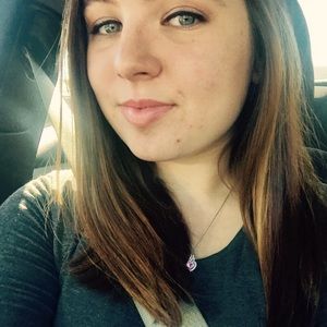 Meet your Posher, Bailey