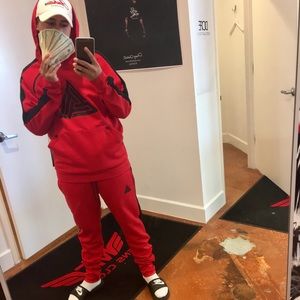 Meet your Posher, Johnmar