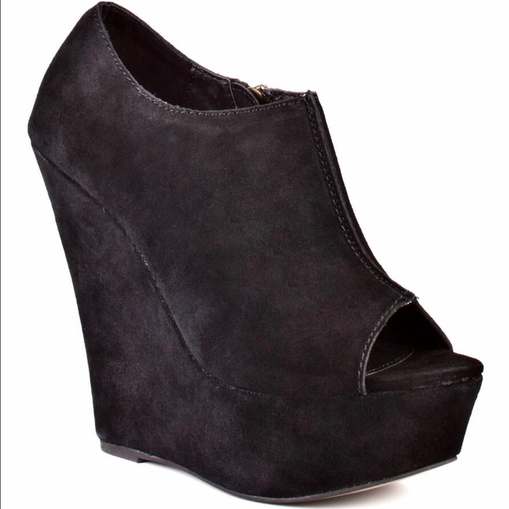 Wedges really good condition and clean