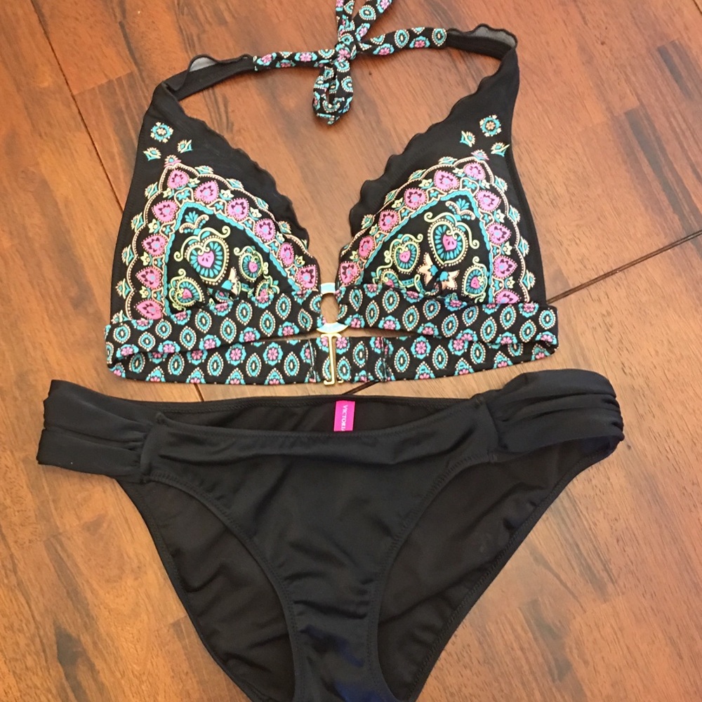 Victoria's Secret bikini