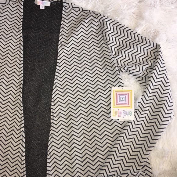 LuLaRoe Sweaters - Lularoe chevron black & white Sarah unicorn 🦄