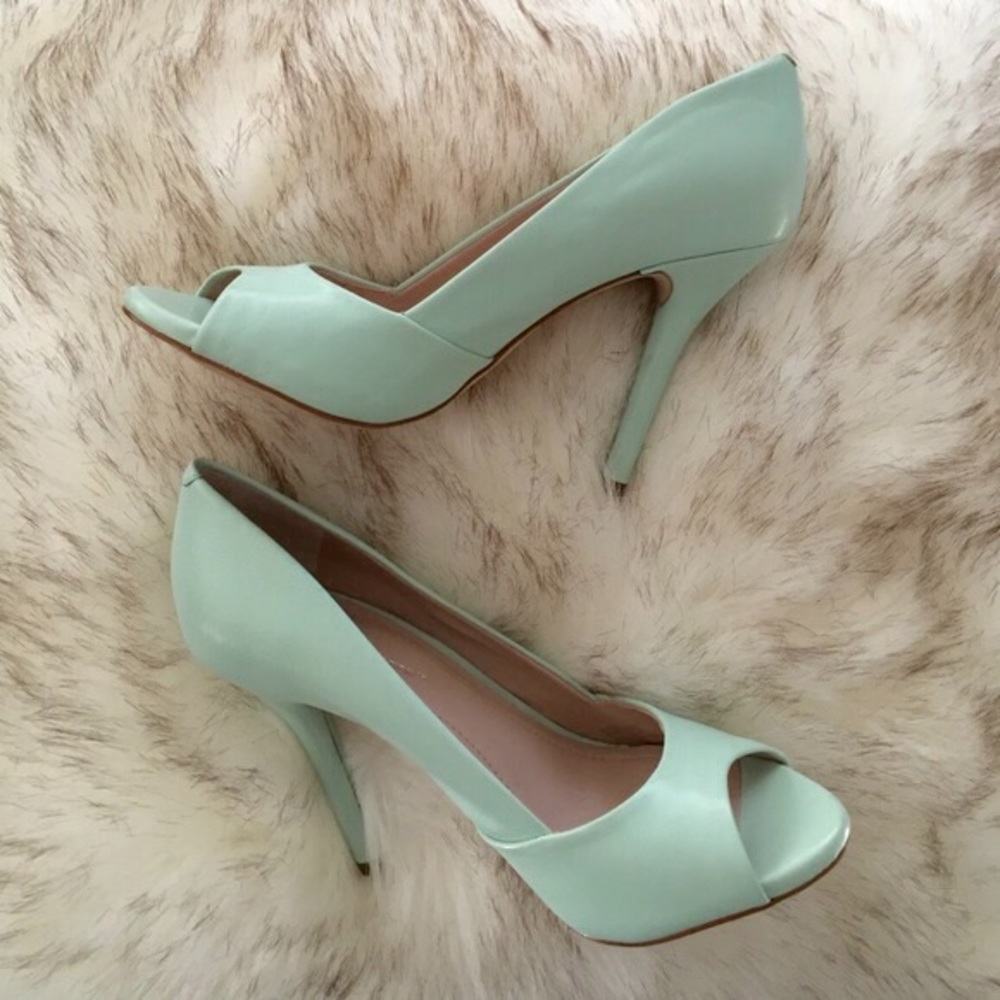 BCBG Mint Heels Pumps
