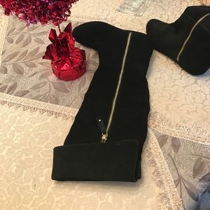 Gorgeous suede zipper boots over the knee