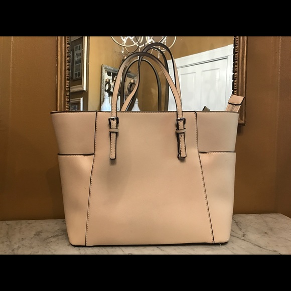 Handbags - Cream Tote