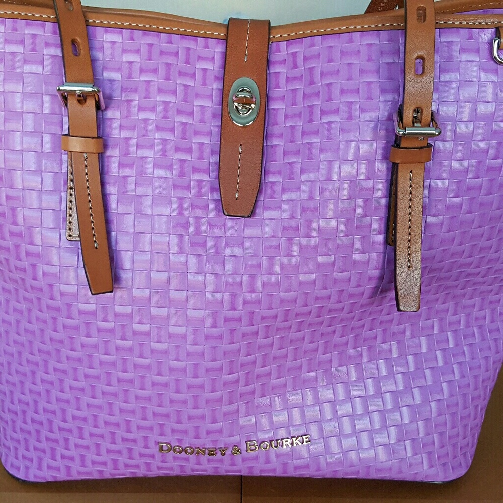 Dooney and Bourke Claremont Woven East West Dover