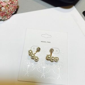 Earring