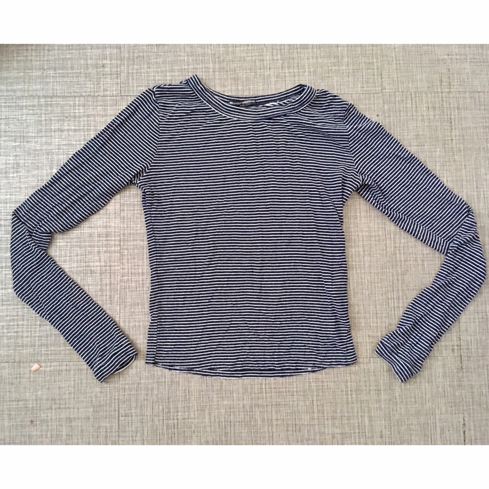 brandy melville long sleeve shirt