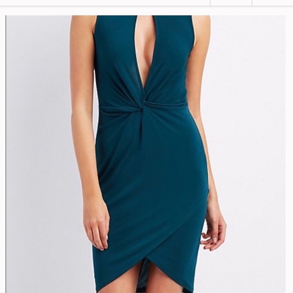 🌟Gorgeous dress with keyhole back small🌟 - Picture 2 of 7