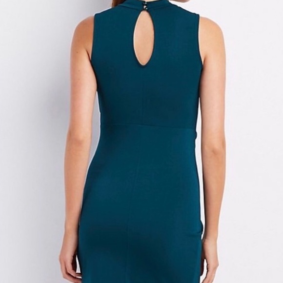 🌟Gorgeous dress with keyhole back small🌟 - Picture 4 of 7